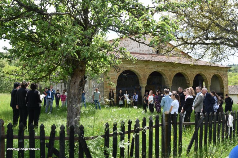 КИЦ „Босилеград” ще отбележи за поредна година празникая на Св. Братя Кирил и Методий пред килийното училище в село Извор