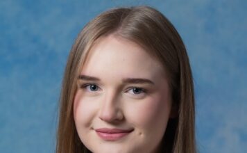 Ясмина Митов – първенец на випуска 2025 в Гимназия Босилеград