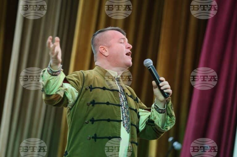 Концерт по инициатива на БТА на българския певец Илия Луков и състави от Болградската община ще се състои днес в Болград, Украйна