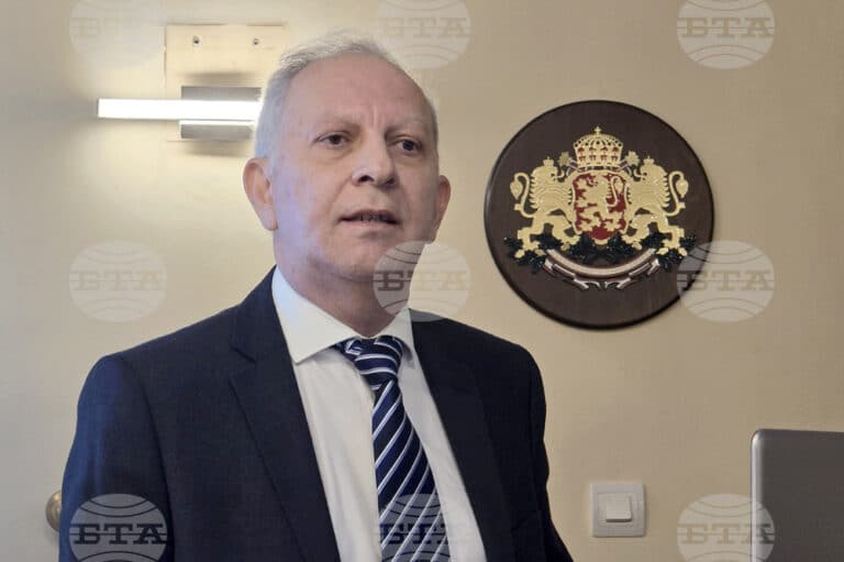 Научната конференция „Западните български покрайнини – история и перспективи“ започна днес в София и ще продължи в Босилеград