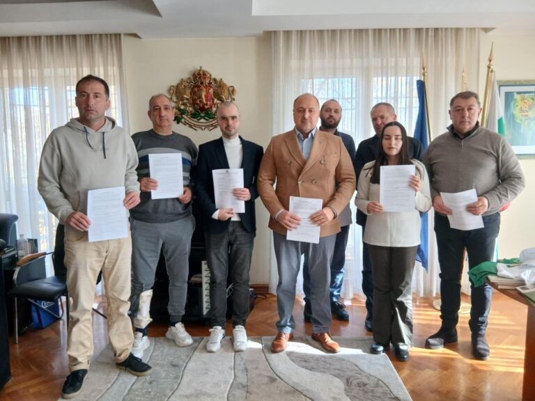 В Ниш бяха подписани осем проекта в подкрепа на българските организации в Сърбия