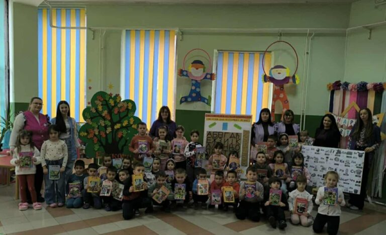 В Основното училище и детската градина в Босилеград отбелязаха Международния ден на майчиния език