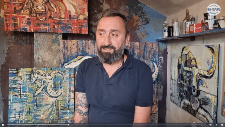 Художникът Евгени Серафимов представя мултимедийния проект „Биволи“ в Пирговата кула за Европейската нощ на музеите в Кюстендил