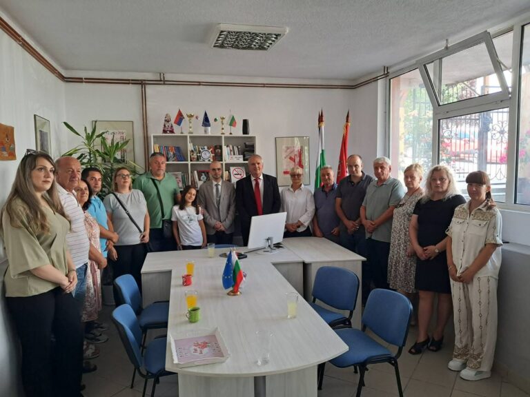 Генералният консул на България в Ниш посети Враня и се срещна с българската общност
