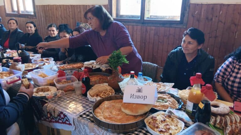Село Долно Тлъмино събра представители на повечето босилеградските села за ежегодните „Михолски срещи“ и „Празник на плодородието“